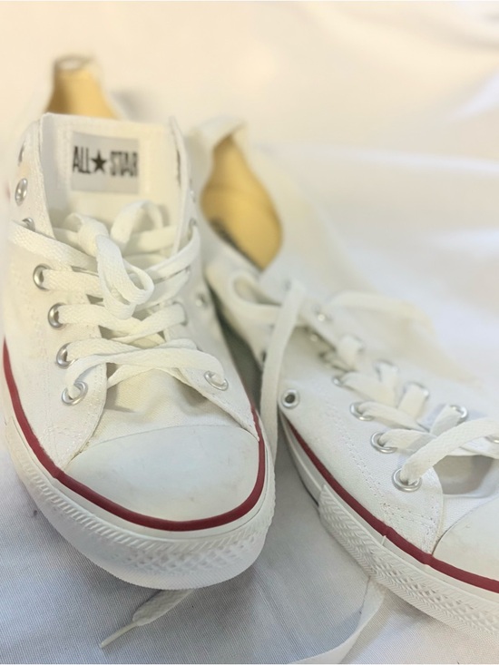 Converse Other - Converse White and Red Low Top Sneakers